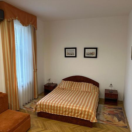 Party Villa Holiday Rent Balatonföldvár מראה חיצוני תמונה