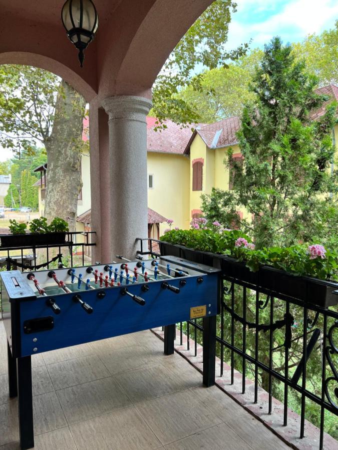 Party Villa Holiday Rent Balatonföldvár מראה חיצוני תמונה