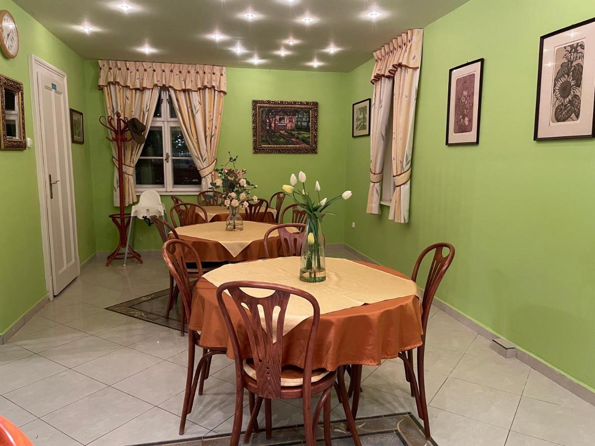 Party Villa Holiday Rent Balatonföldvár מראה חיצוני תמונה