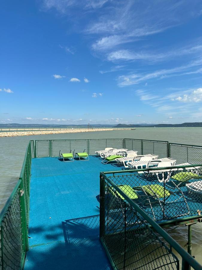 Party Villa Holiday Rent Balatonföldvár מראה חיצוני תמונה